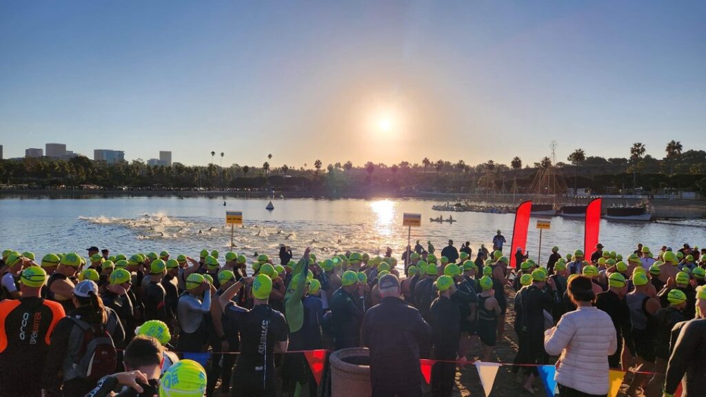 Optimism Cal Tri Newport Dunes swim start.